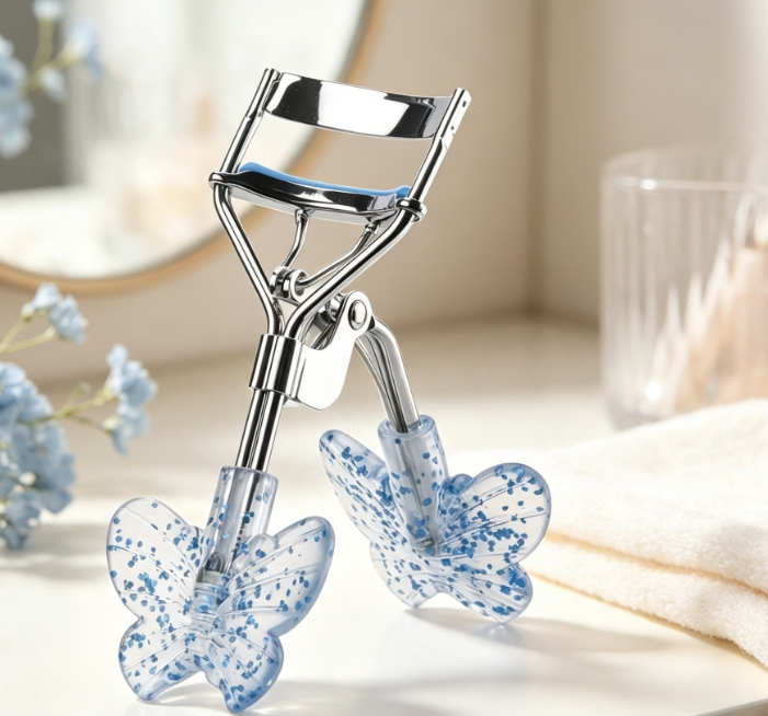Portable Eyelash Curler & Makeup Tool Set