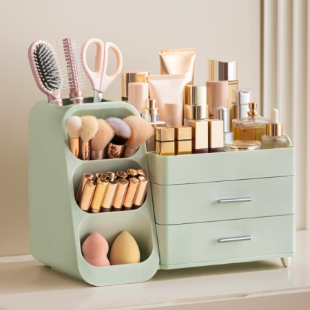 Large-Capacity Green Organizer For Makeup Brushes And Skincare Products